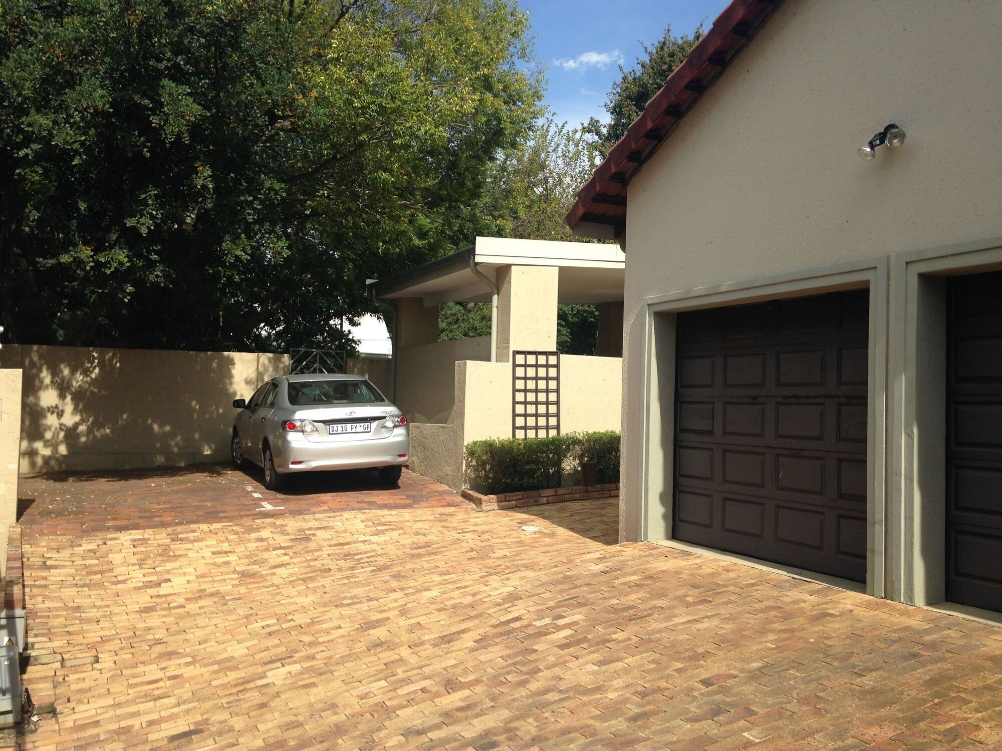A Hundred Thousand Welcomes B&B Sandton Exterior foto